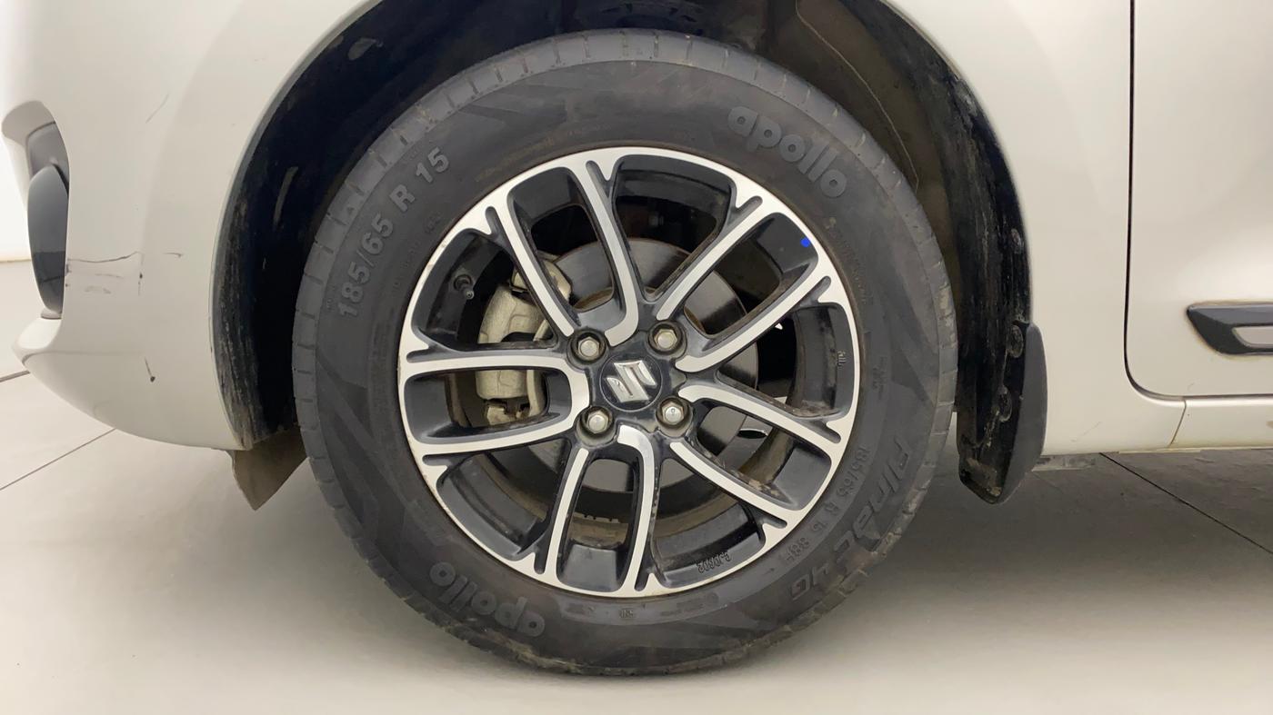2022 Maruti Swift ZXI PLUS, Petrol, Manual, 26,933 km, Left Front Wheel