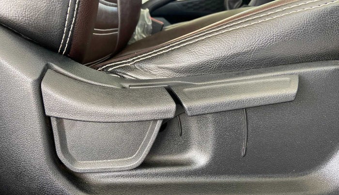 2021 Hyundai Creta SX EXECUTIVE 1.5 PETROL, Petrol, Manual, 32,998 km, Driver Side Adjustment Panel