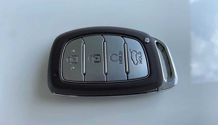 2021 Hyundai Creta SX EXECUTIVE 1.5 PETROL, Petrol, Manual, 32,998 km, Key Close Up