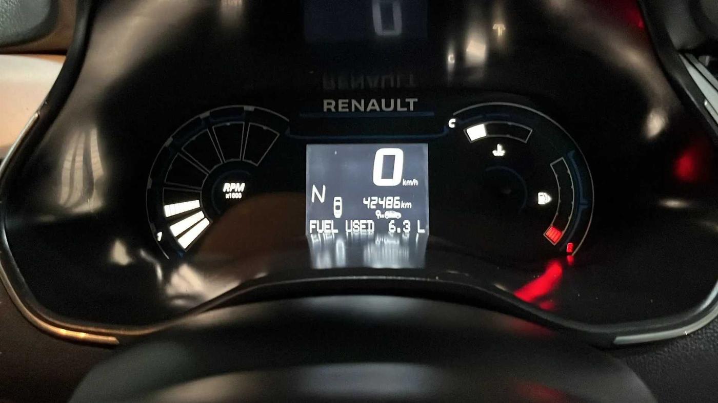 2021 Renault TRIBER RXZ AMT, Petrol, Automatic, 50 km, Odometer Image