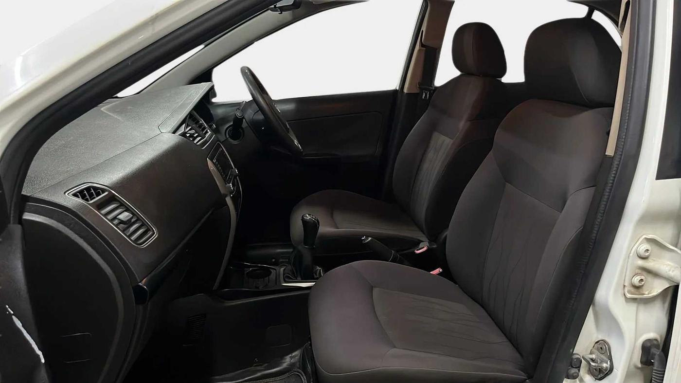 2015 Tata Bolt XMS REVOTRON, Petrol, Manual, 45,202 km, Right Side Front Door Cabin