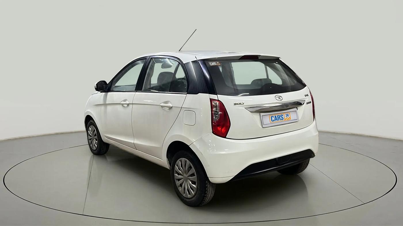 2015 Tata Bolt XMS REVOTRON, Petrol, Manual, 45,202 km, Left Back Diagonal