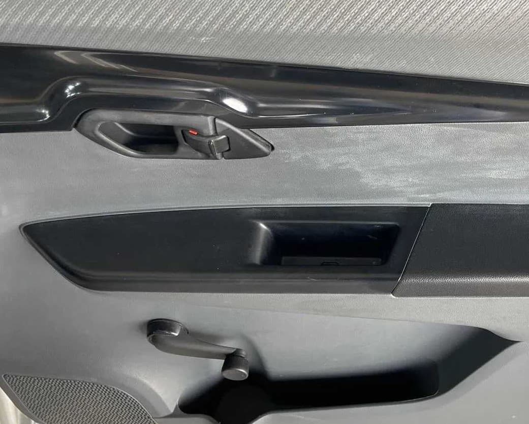 2019 Mahindra KUV 100 NXT K2+ P 6 STR, Petrol, Manual, 23,484 km, Driver Side Door Panels Control