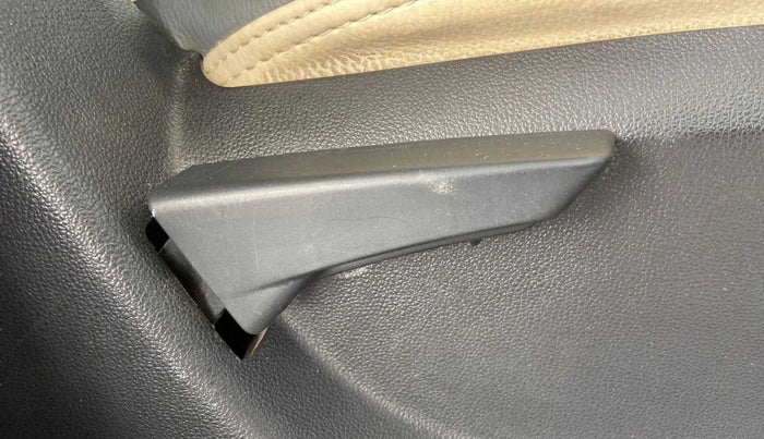 2019 Mahindra KUV 100 NXT K2+ P 6 STR, Petrol, Manual, 23,484 km, Driver Side Adjustment Panel