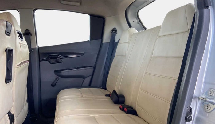 2019 Mahindra KUV 100 NXT K2+ P 6 STR, Petrol, Manual, 23,484 km, Right Side Rear Door Cabin