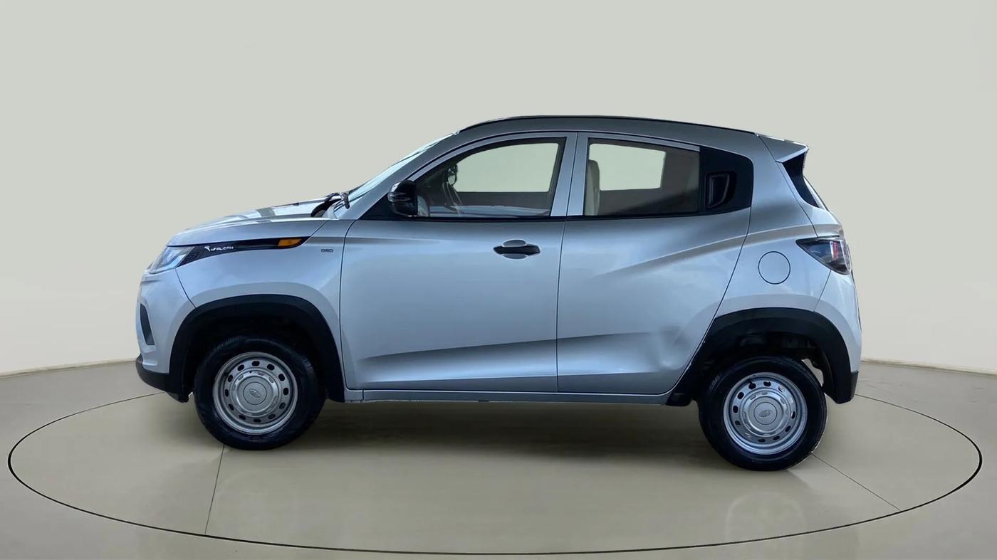 2019 Mahindra KUV 100 NXT K2+ P 6 STR, Petrol, Manual, 23,484 km, Left Side