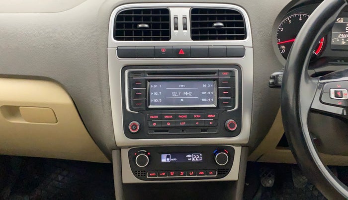 2016 Volkswagen Vento HIGHLINE 1.6 MPI, Petrol, Manual, 34,775 km, Air Conditioner