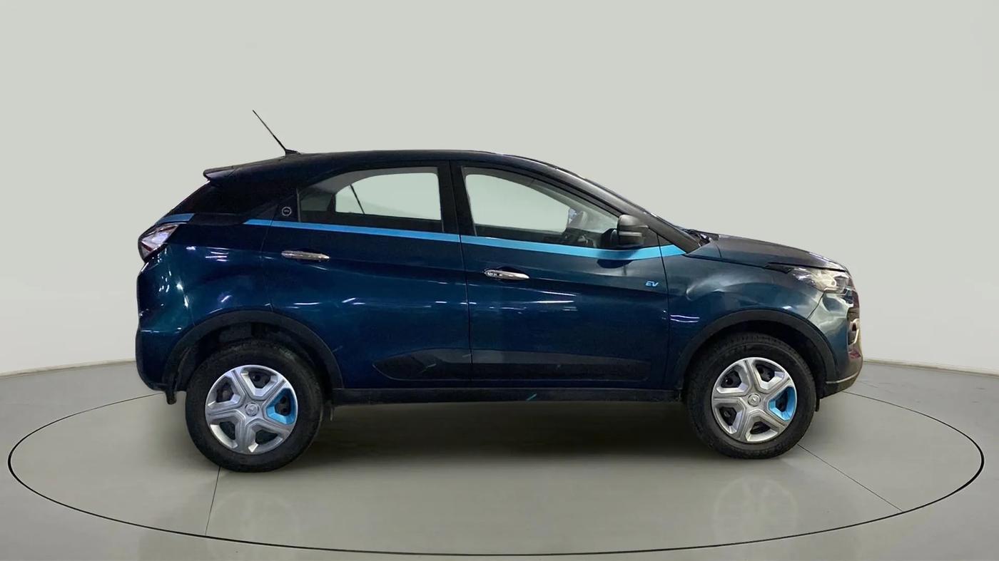 2023 Tata NEXON EV XM, Electric, Automatic, 41,672 km, Right Side View