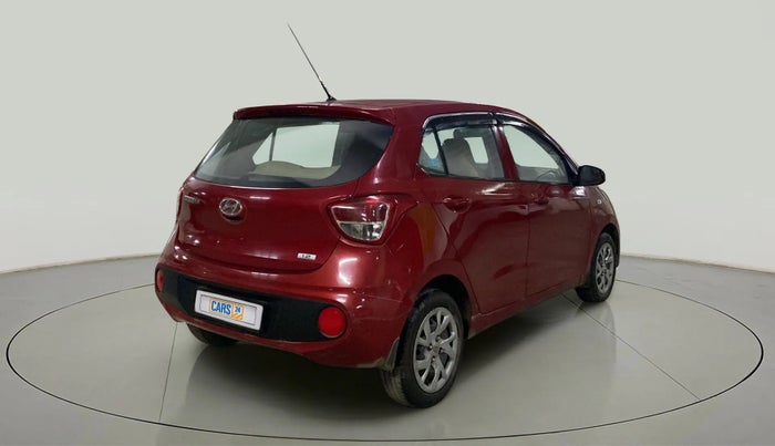 2017 Hyundai Grand i10 MAGNA 1.2 KAPPA VTVT, Petrol, Manual, 45,695 km, Right Back Diagonal