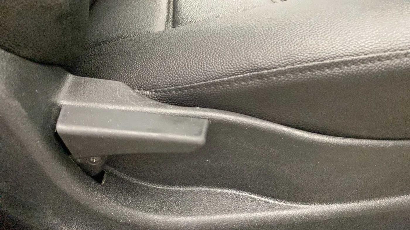 2018 Tata Tiago XT PETROL, Petrol, Manual, 46,621 km, Driver Side Adjustment Panel