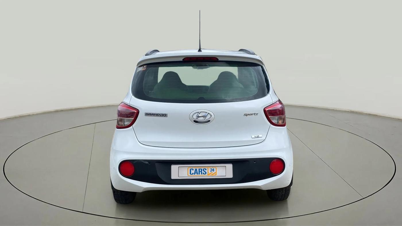 2019 Hyundai Grand i10 SPORTZ 1.2 KAPPA VTVT, CNG, Manual, 27,433 km, Back/Rear