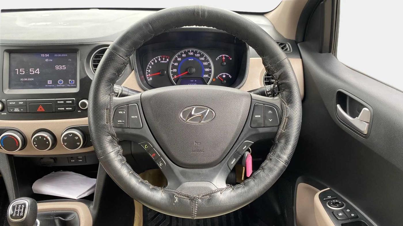 2019 Hyundai Grand i10 SPORTZ 1.2 KAPPA VTVT, CNG, Manual, 27,433 km, Steering Wheel Close Up