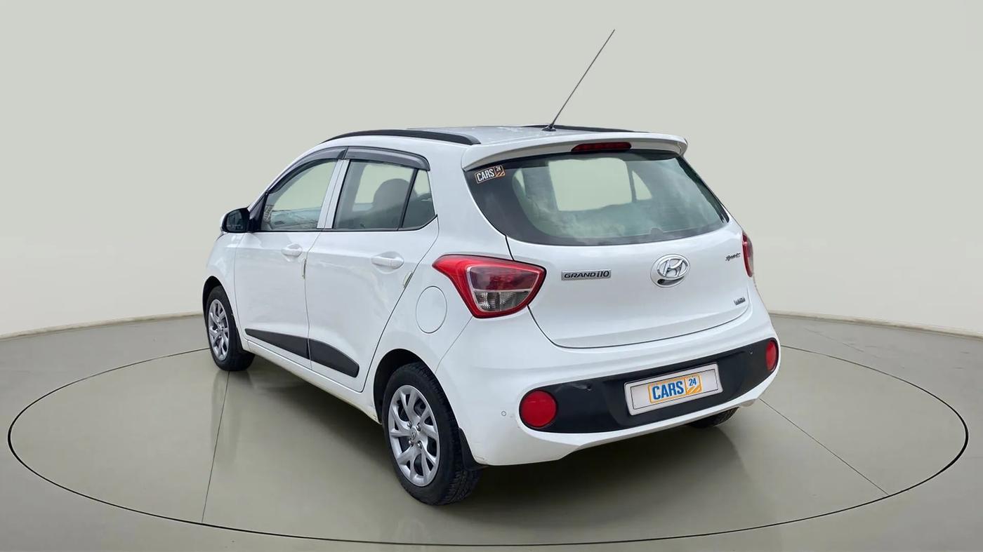 2019 Hyundai Grand i10 SPORTZ 1.2 KAPPA VTVT, CNG, Manual, 27,433 km, Left Back Diagonal