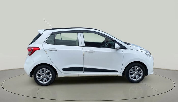 2019 Hyundai Grand i10 SPORTZ 1.2 KAPPA VTVT, CNG, Manual, 27,433 km, Right Side