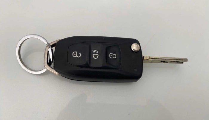 2019 Tata TIGOR XZ PLUS PETROL, Petrol, Manual, 26,582 km, Key Close Up