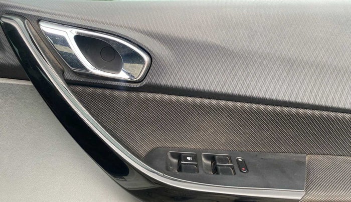2019 Tata TIGOR XZ PLUS PETROL, Petrol, Manual, 26,582 km, Driver Side Door Panels Control