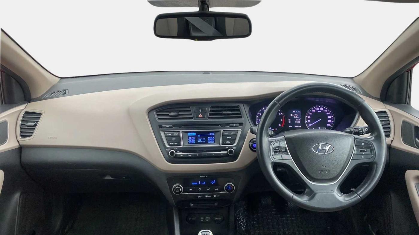 2014 Hyundai Elite i20 ASTA 1.2, Petrol, Manual, 1,04,377 km, Dashboard