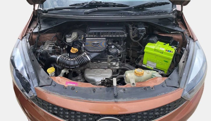 2018 Tata TIGOR XZ (O) PETROL, Petrol, Manual, 1,04,645 km, Open Bonet