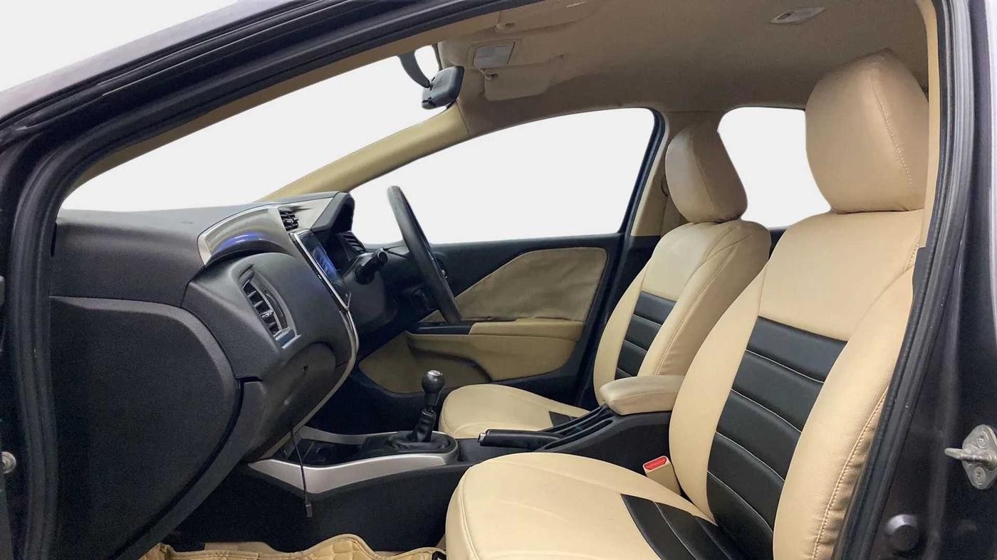 2017 Honda City 1.5L I-VTEC V MT, Petrol, Manual, 71,583 km, Right Side Front Door Cabin