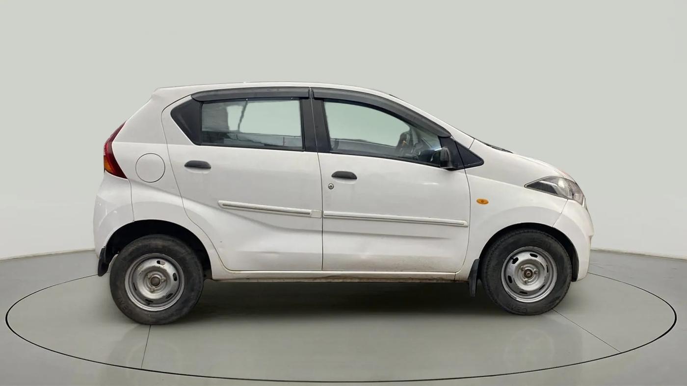 2018 Datsun Redi Go A, Petrol, Manual, 45,766 km, Right Side View