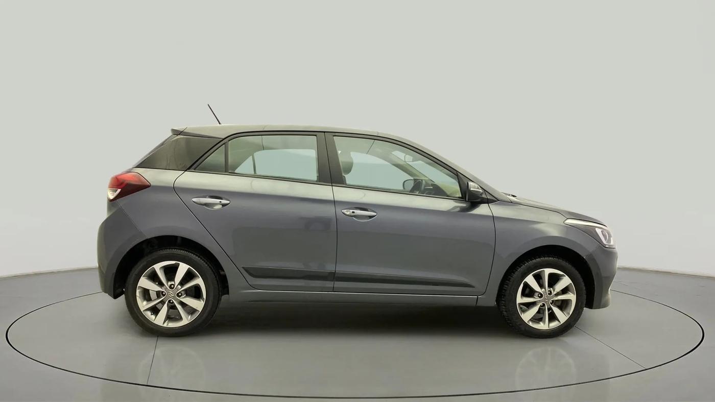 2017 Hyundai Elite i20 ASTA 1.2 (O), Petrol, Manual, 36,312 km, Right Side View