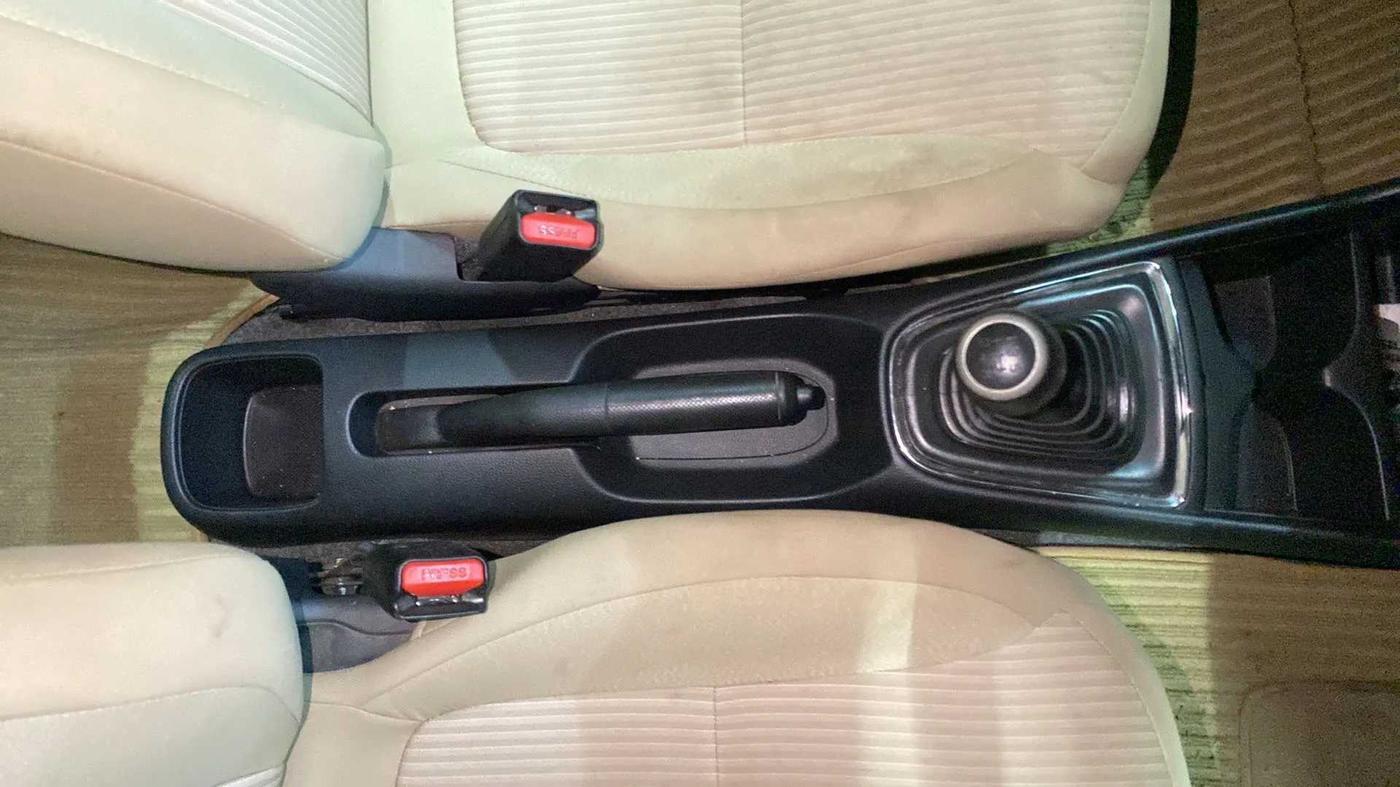 2019 Honda Amaze 1.2L I-VTEC S, Petrol, Manual, 7,228 km, Gear Lever