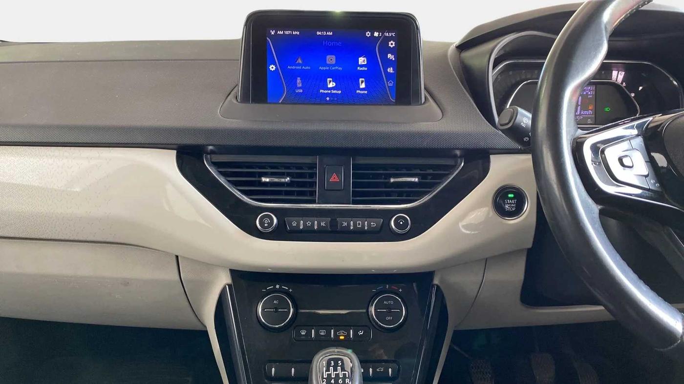2020 Tata NEXON XZ PLUS (O) PETROL, Petrol, Manual, 64,477 km, Air Conditioner