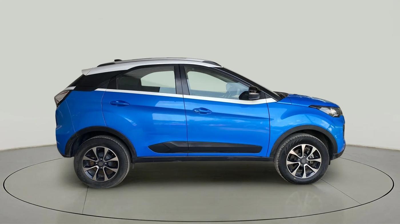 2020 Tata NEXON XZ PLUS (O) PETROL, Petrol, Manual, 64,477 km, Right Side View