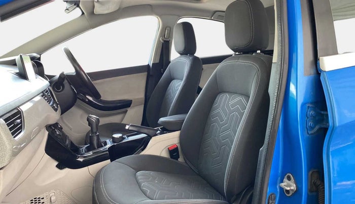 2020 Tata NEXON XZ PLUS (O) PETROL, Petrol, Manual, 64,477 km, Right Side Front Door Cabin