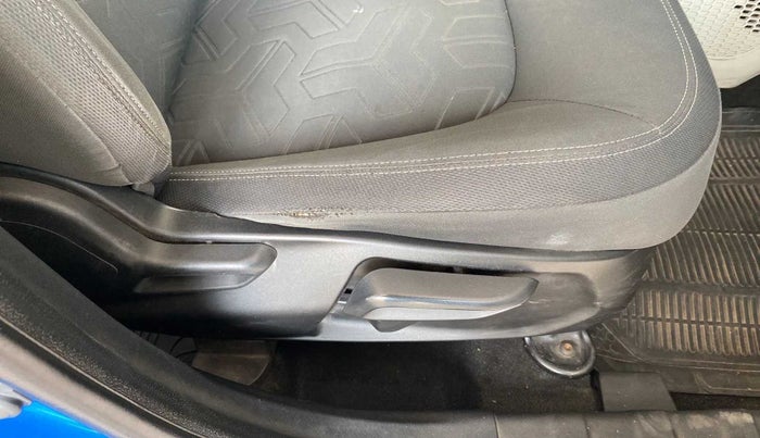 2020 Tata NEXON XZ PLUS (O) PETROL, Petrol, Manual, 64,477 km, Driver Side Adjustment Panel