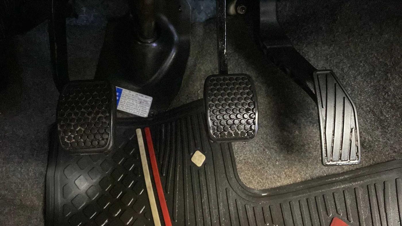 2021 Maruti Alto LXI, Petrol, Manual, 8,783 km, Pedals