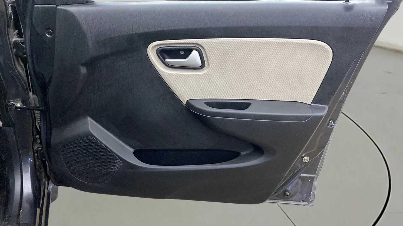 2021 Maruti Alto LXI, Petrol, Manual, 8,783 km, Driver Side Door Panels Control
