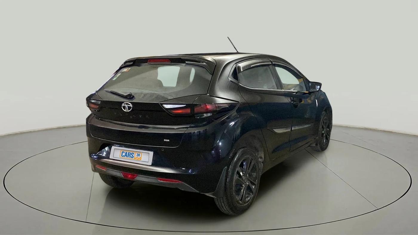 2022 Tata ALTROZ XZA PLUS DARK EDTION, Petrol, Automatic, 16,307 km, Right Back Diagonal