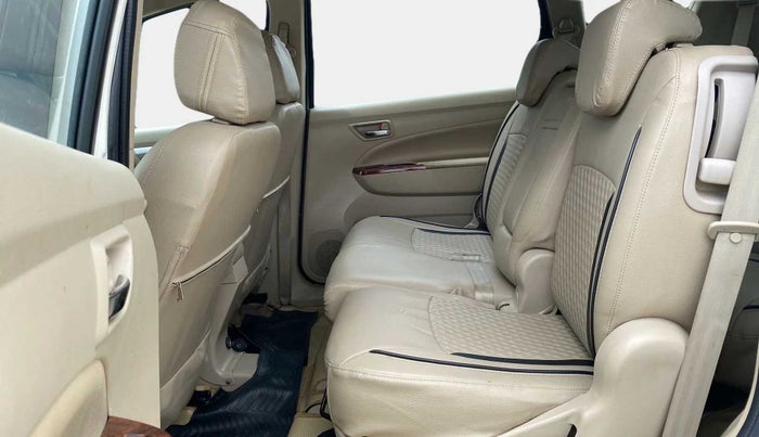 2017 Maruti Ertiga VXI AT, Petrol, Automatic, 24,634 km, Right Side Rear Door Cabin