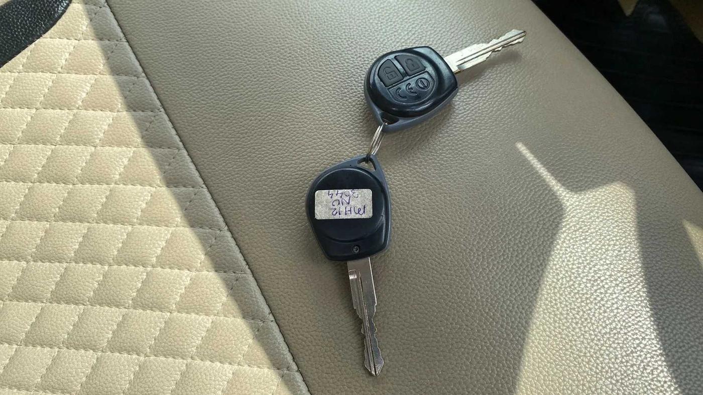 2017 Maruti Ertiga VXI AT, Petrol, Automatic, 24,634 km, Key Close Up