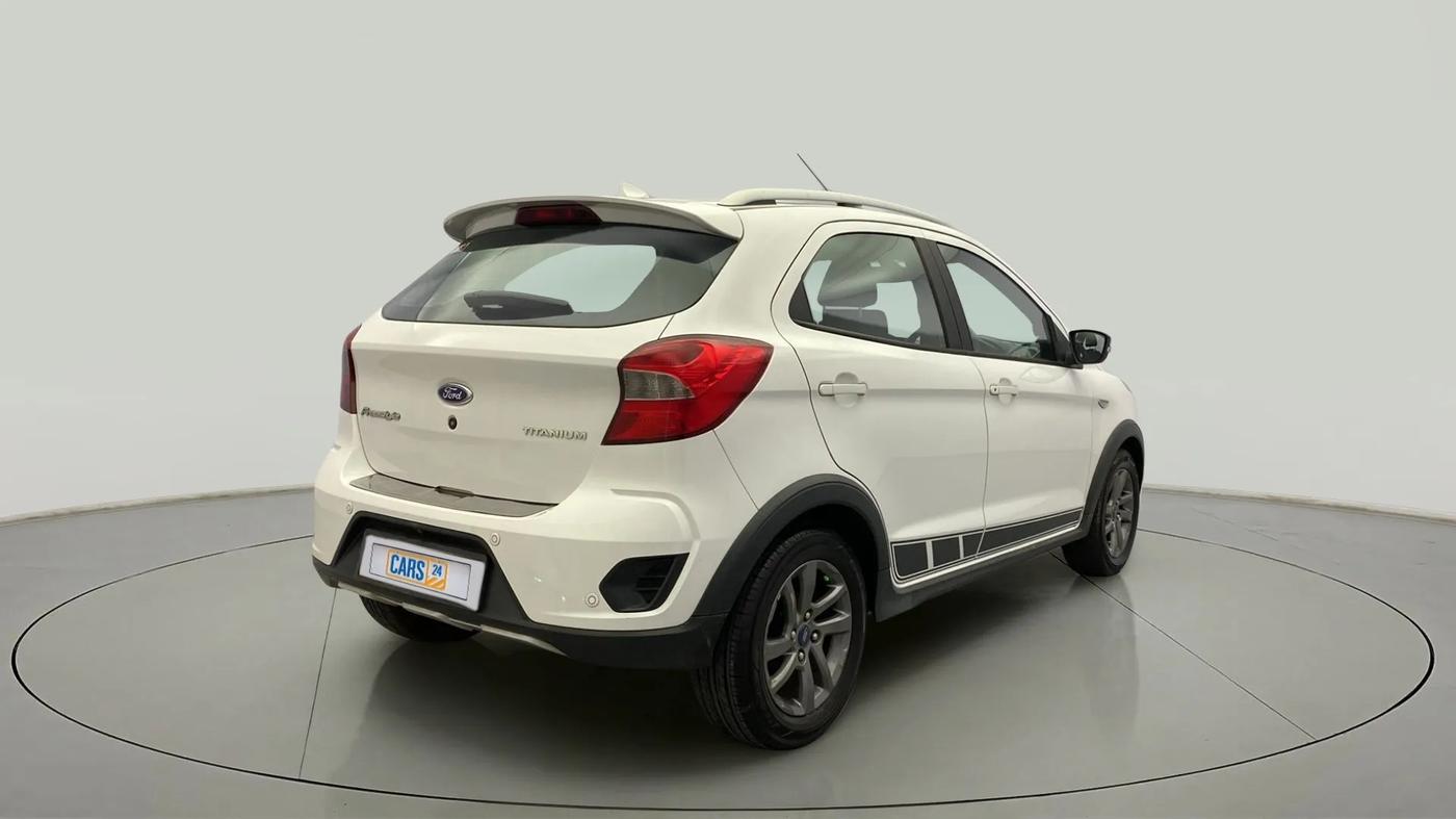 2018 Ford FREESTYLE TITANIUM PLUS 1.2 PETROL, Petrol, Manual, 63,627 km, Right Back Diagonal