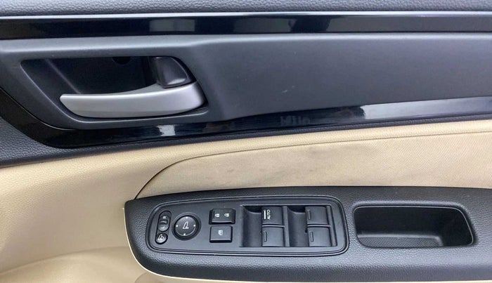 2019 Honda Amaze 1.2L I-VTEC S, Petrol, Manual, 32,147 km, Driver Side Door Panels Control