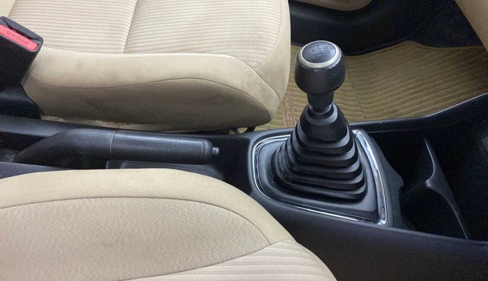 2019 Honda Amaze 1.2L I-VTEC S, Petrol, Manual, 32,147 km, Gear Lever