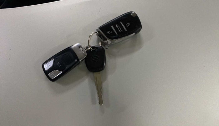 2021 Maruti New Wagon-R LXI CNG (O) 1.0, CNG, Manual, 38,890 km, Key Close Up