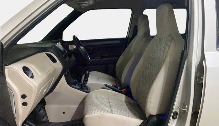 2021 Maruti New Wagon-R LXI CNG (O) 1.0, CNG, Manual, 38,890 km, Right Side Front Door Cabin