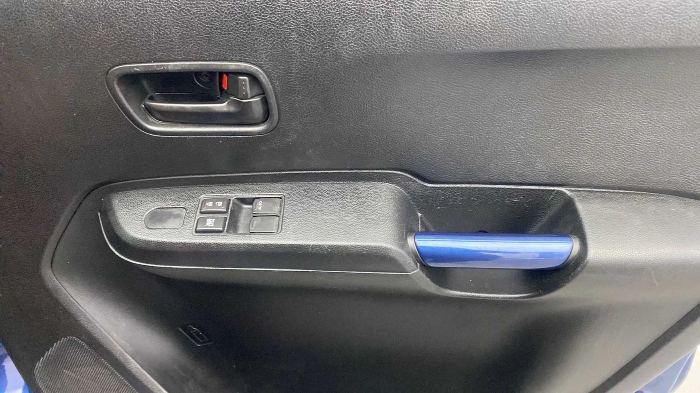 2021 Maruti IGNIS SIGMA 1.2, Petrol, Manual, 25,110 km, Driver Side Door Panels Control