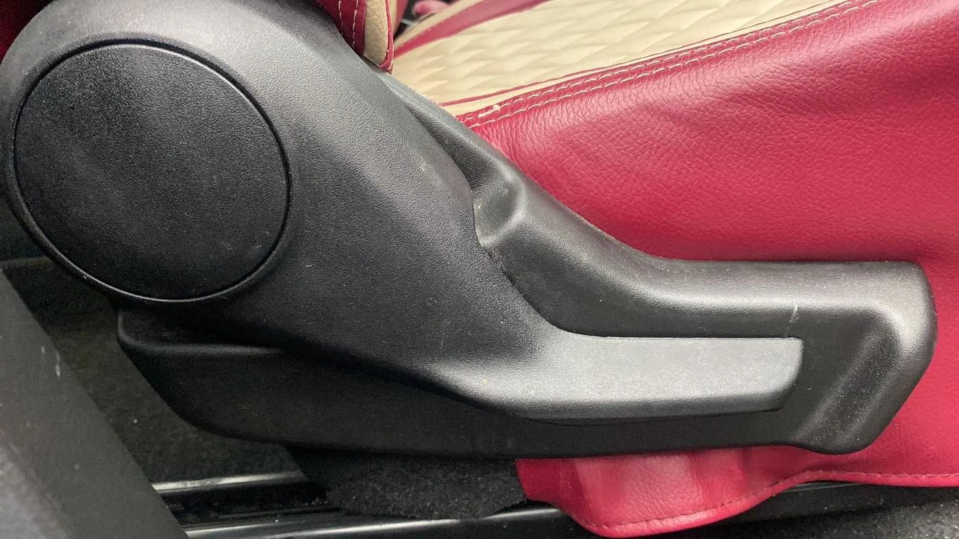 2021 Maruti IGNIS SIGMA 1.2, Petrol, Manual, 25,110 km, Driver Side Adjustment Panel