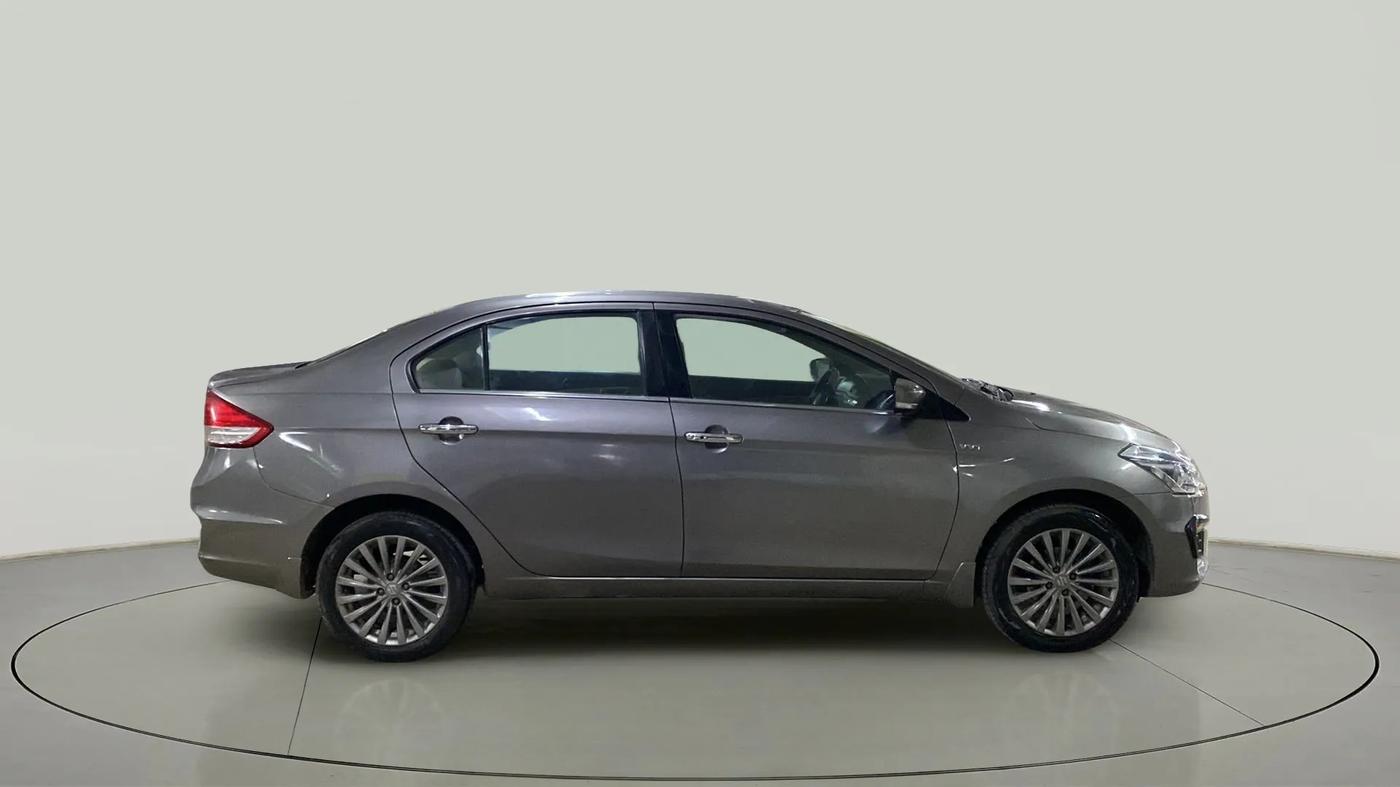 2015 Maruti Ciaz ZXI+, Petrol, Manual, 50,747 km, Right Side View