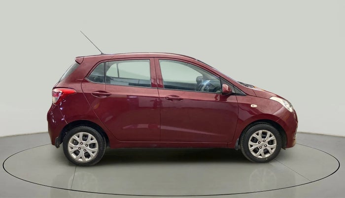 2016 Hyundai Grand i10 MAGNA AT 1.2 KAPPA VTVT, Petrol, Automatic, 15,953 km, Right Side View