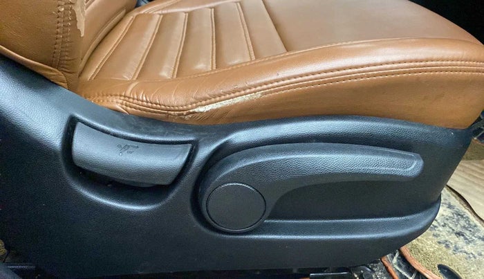2019 Hyundai Creta SX AT 1.6 PETROL, Petrol, Automatic, 47,095 km, Driver Side Adjustment Panel