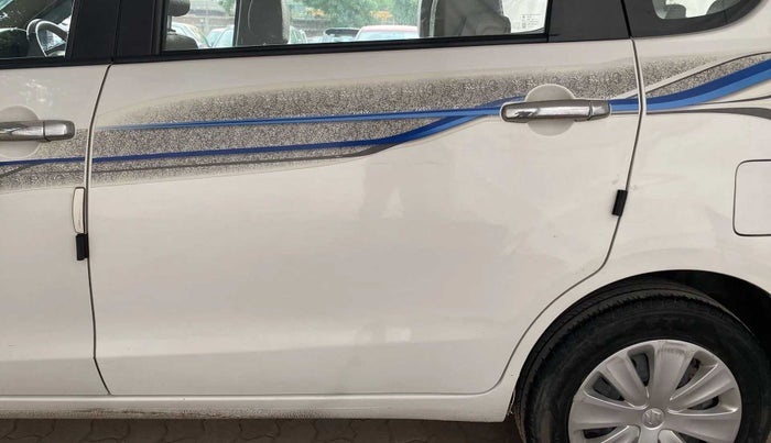 2016 Maruti Ertiga VDI SHVS, Diesel, Manual, 47,871 km, Rear left door - Graphic sticker
