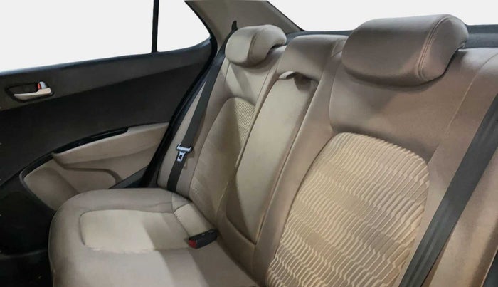 2017 Hyundai Xcent S 1.2, Petrol, Manual, 1,04,366 km, Right Side Rear Door Cabin
