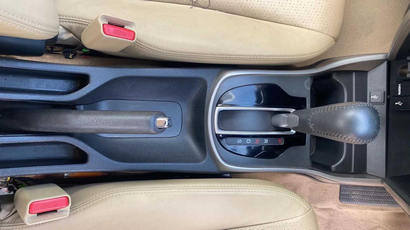 2019 Honda City 1.5L I-VTEC ZX CVT, Petrol, Automatic, 53,190 km, Gear Lever