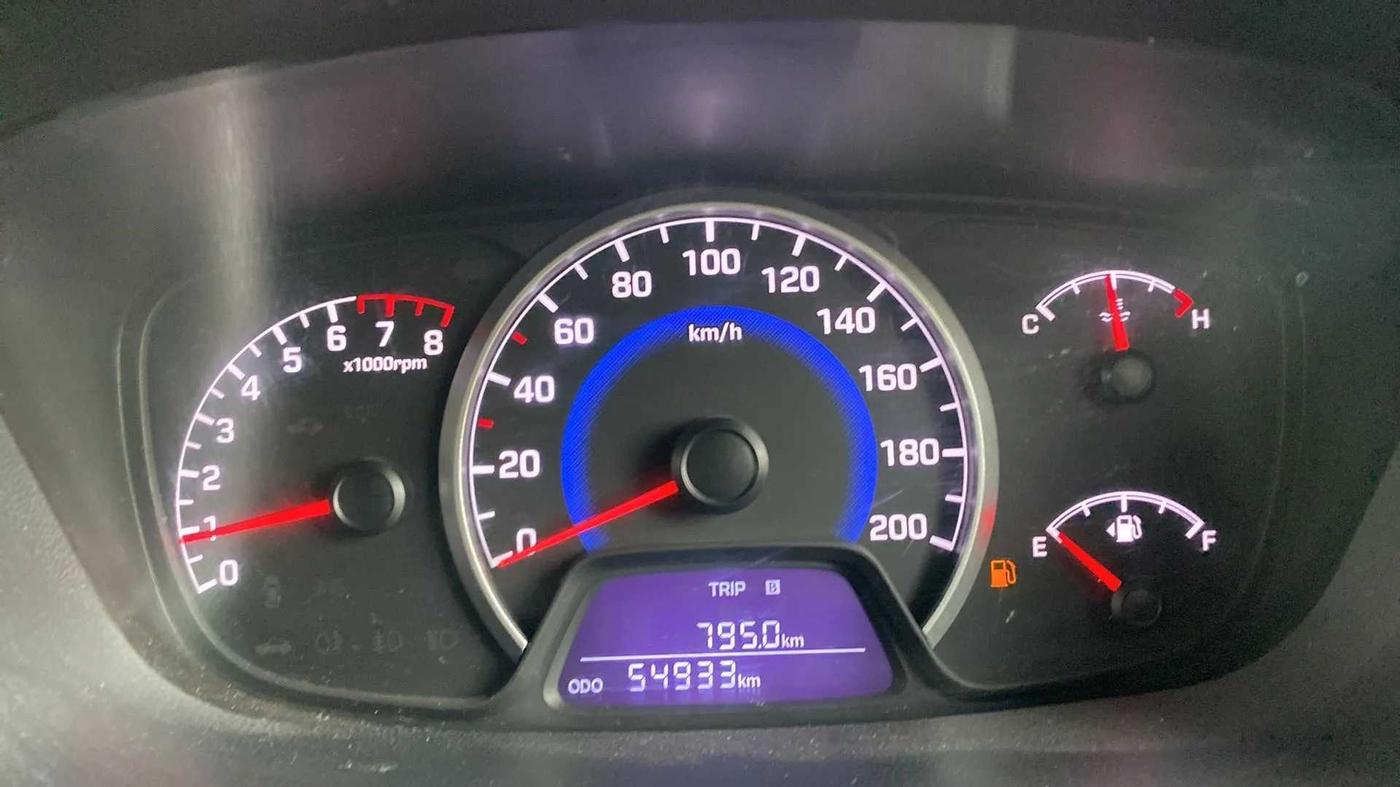 2017 Hyundai Grand i10 SPORTZ (O) 1.2 KAPPA VTVT, Petrol, Manual, 55,205 km, Odometer Image