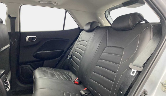 2021 Hyundai VENUE SX 1.0 TURBO, Petrol, Manual, 23,791 km, Right Side Rear Door Cabin